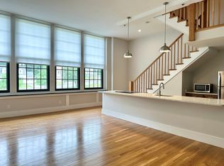 155 Ararat St #205, Worcester, MA 01606