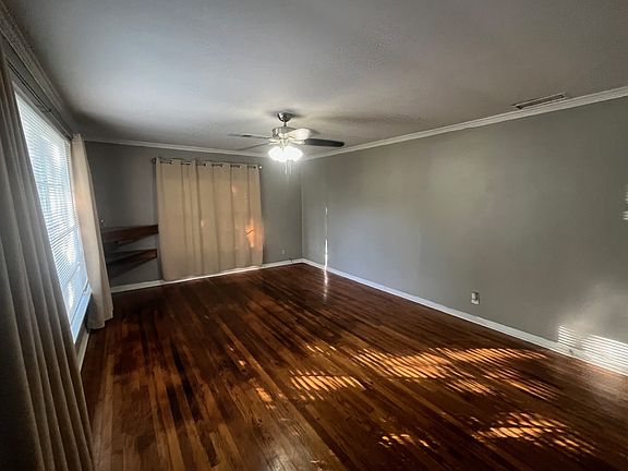 3rd image of 2212 Berkley St