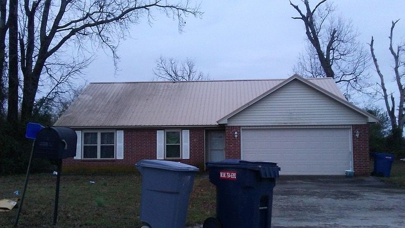 1st image of 2301 Daniel Dr