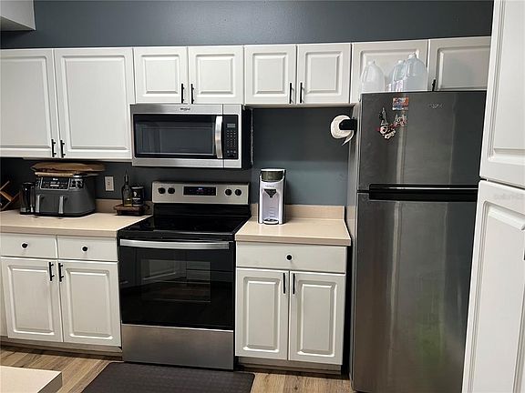 5th image of 5566 METROWEST BOULEVARD #301