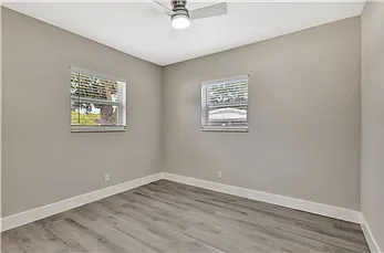 1335 Lee St — Photo 4