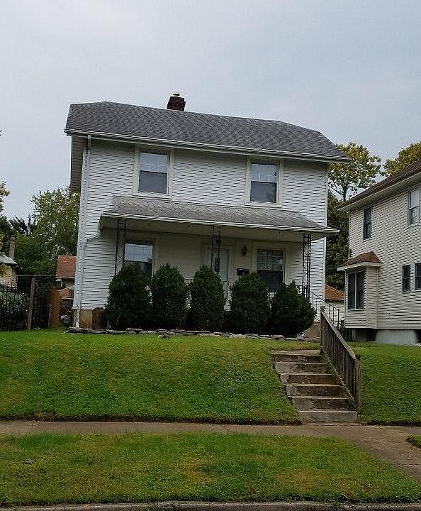 1st image of 782 Greenlawn Ave