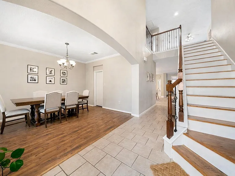 24647 Hampton Lakes Dr — Photo 5