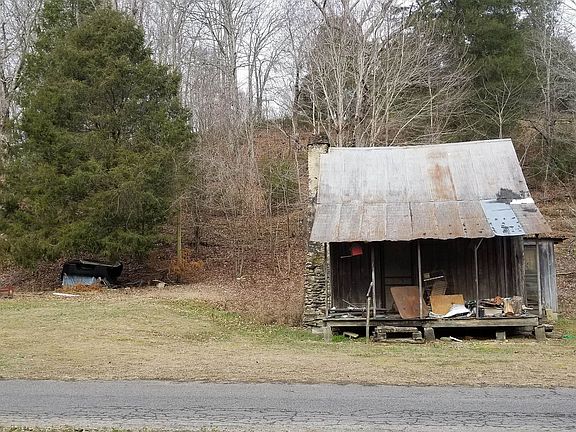 2nd image of 8271 Jernigan Hollow Rd