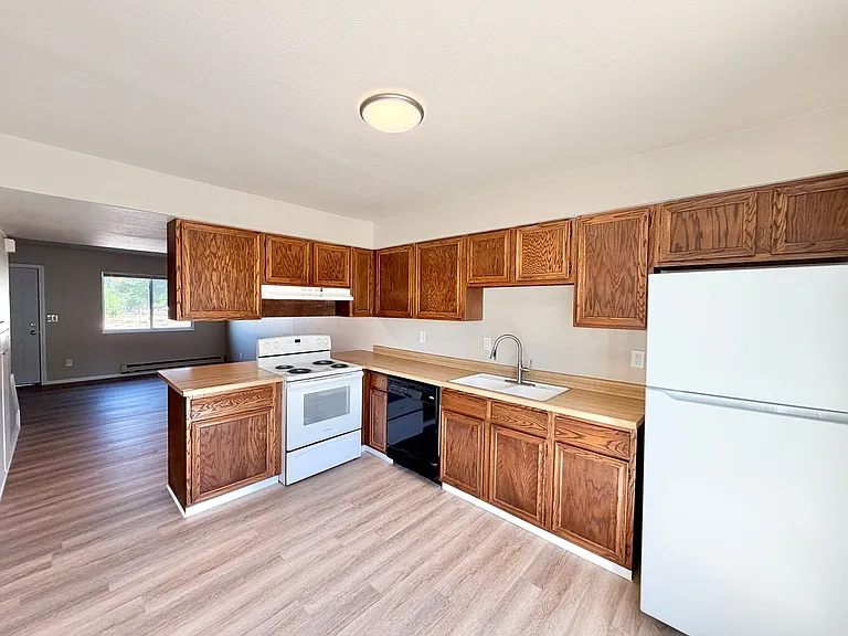 8187 Castle Royal Dr. — Photo 8