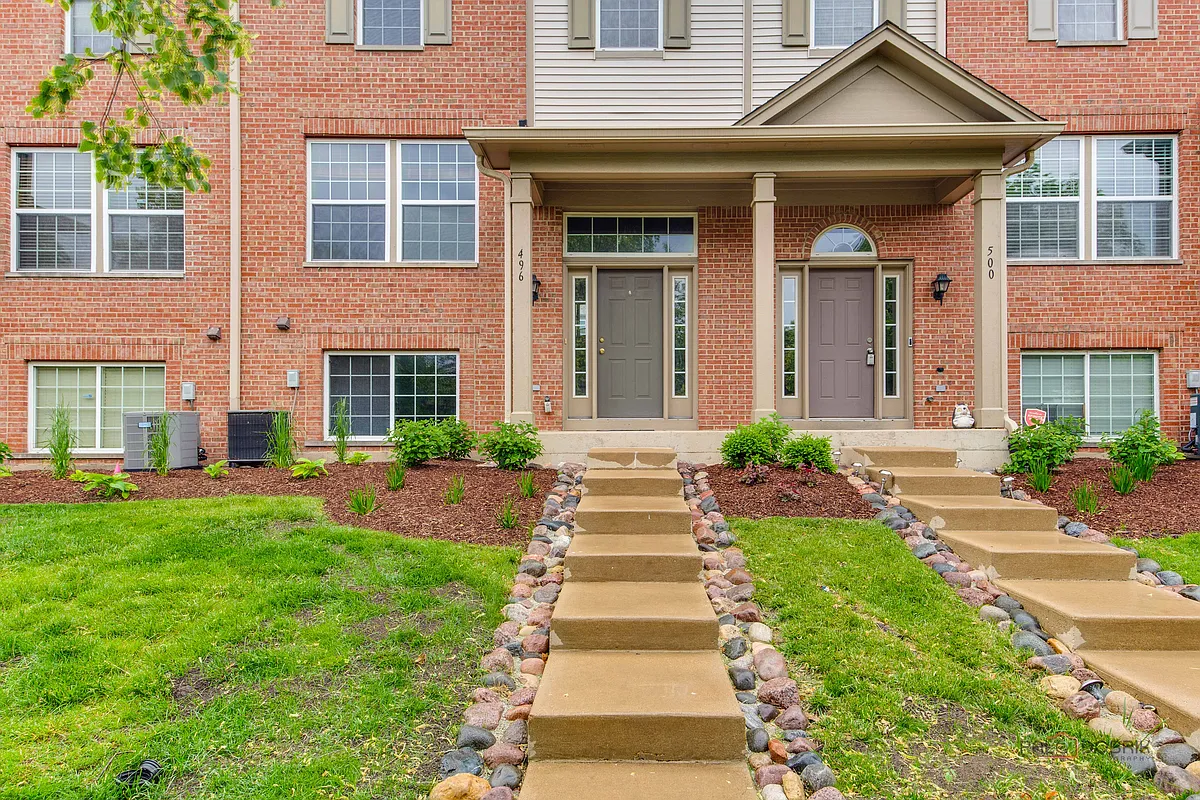 Building Photo - 496 Belvedere Ln