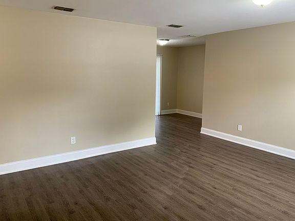 4th image of 3506 Glen Village Ct