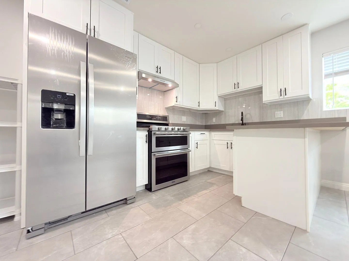 Brand-New Luxury ADU in Prime North Hollywood — Photo 3