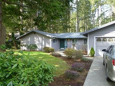1st image of 4207 Clearwater Dr SE