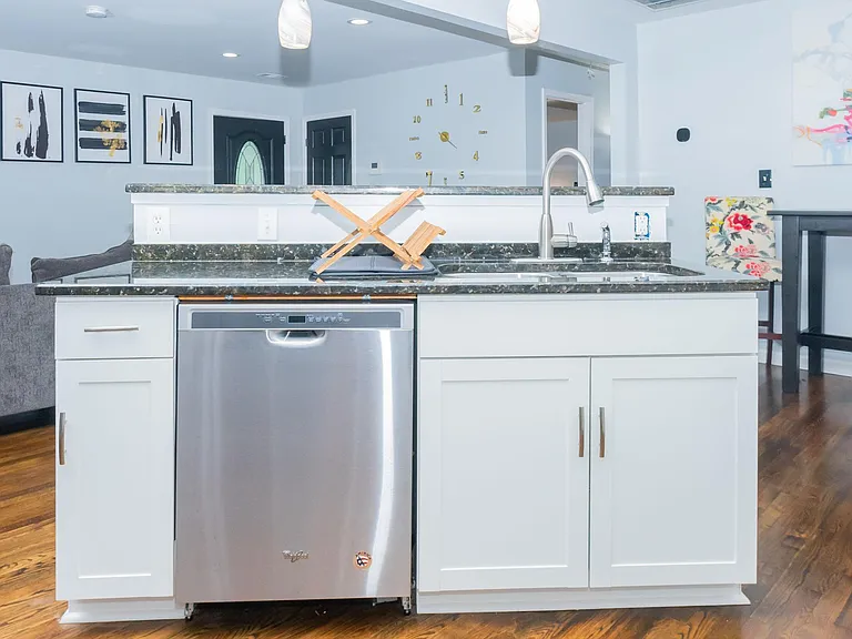 240 W Lake Dr NW — Photo 14