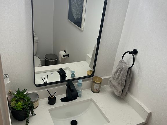1/2 bath