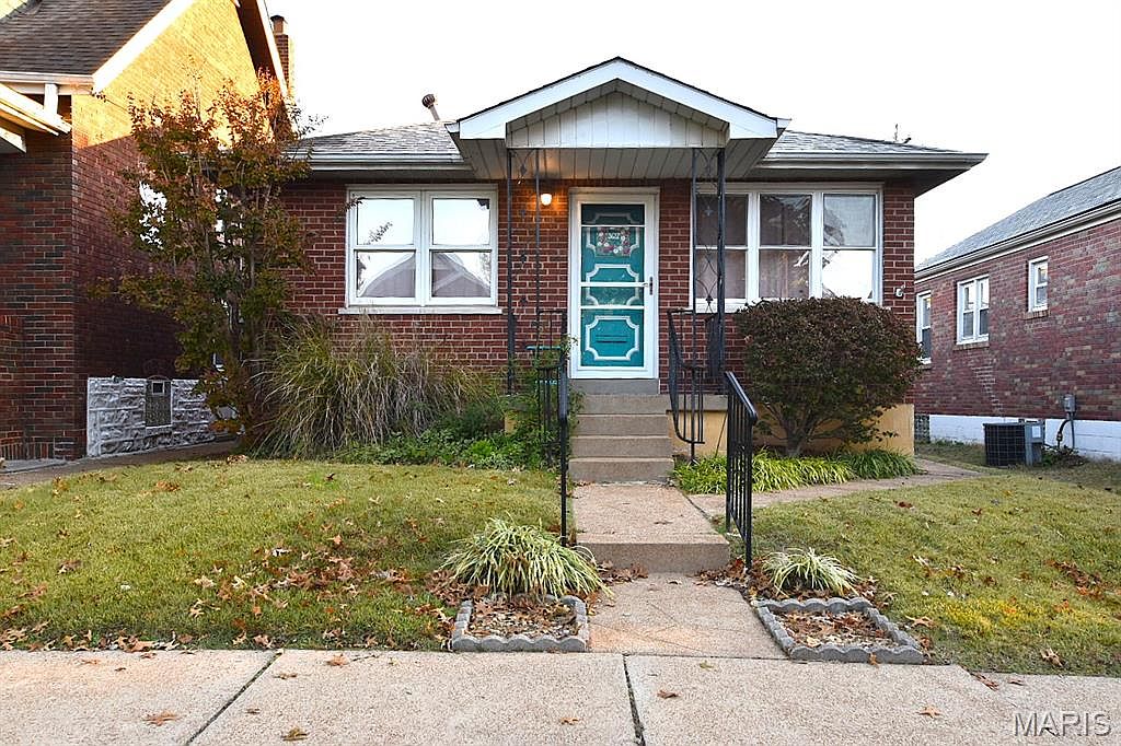3627 Blow St, Saint Louis, MO 63116 | MLS #25072984 | Zillow