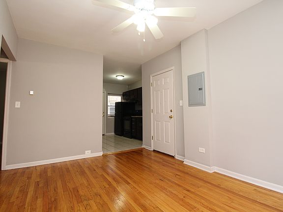 5th image of 1354.5 W Argyle St #1S