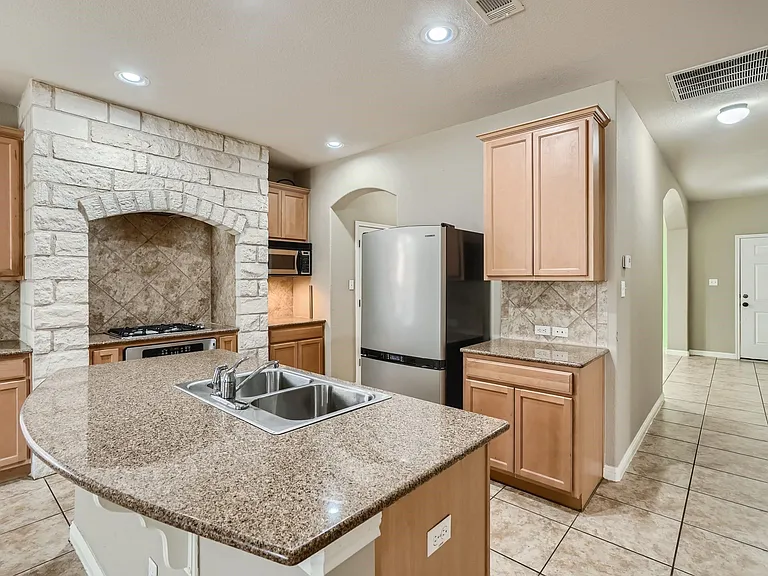 210 Arrowhead Trl — Photo 14