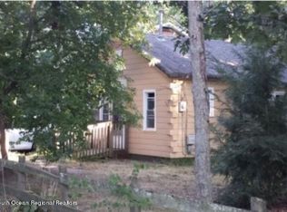 323 Deerfoot Ln, Brick, NJ 08724