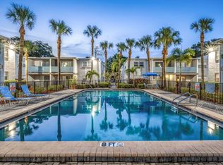 Oaks at University Apartments, Tampa, FL 33613
