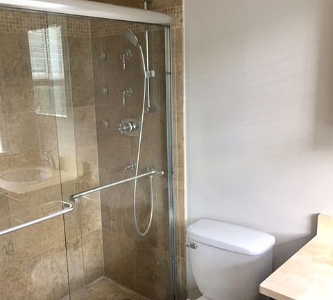 4th image of 634 Hinman Ave #40