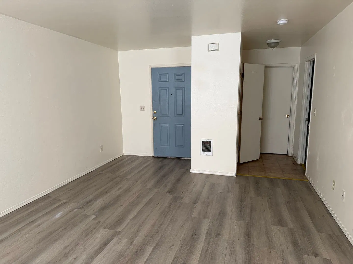 5351 Poplar St #12 — Photo 4