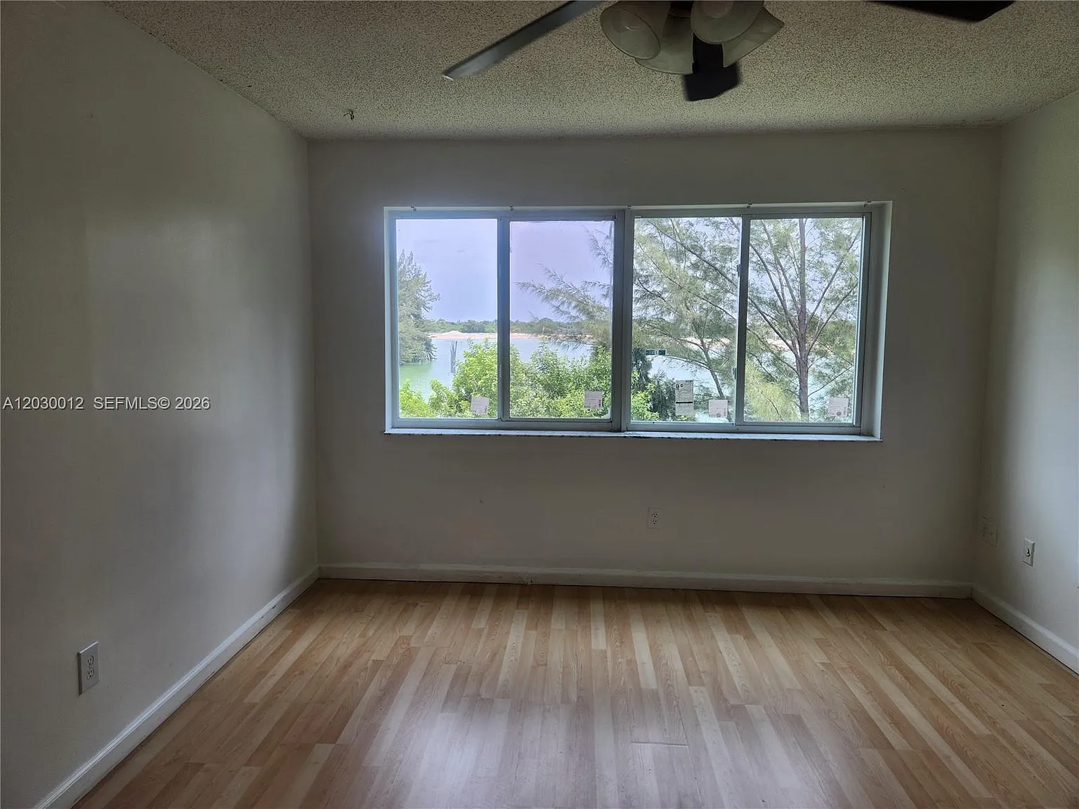 Naranja Lakes Condo No 5 — Photo 4