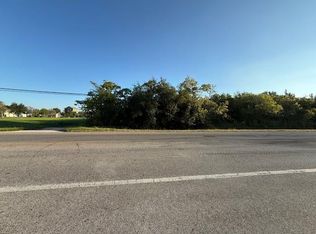 E Bayshore Dr, Dickinson, TX 77539