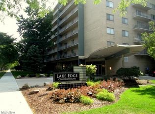 10301 Lake Ave APT 319, Cleveland, OH 44102
