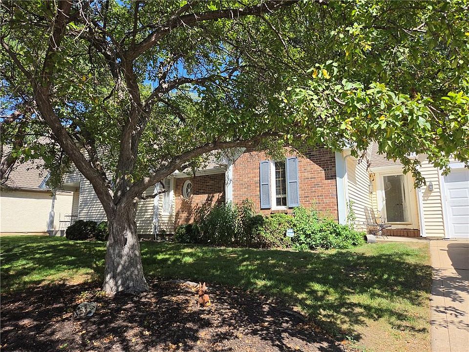 1st image of 4506 W 90th St
