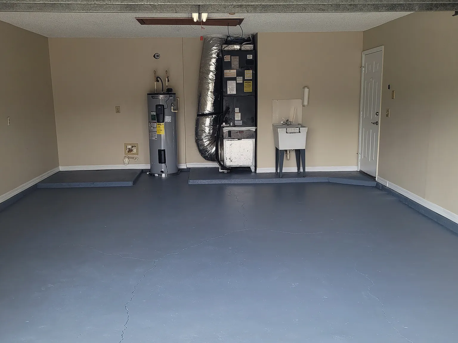 3 bed, 1457 sqft, $2,200 — Photo 3