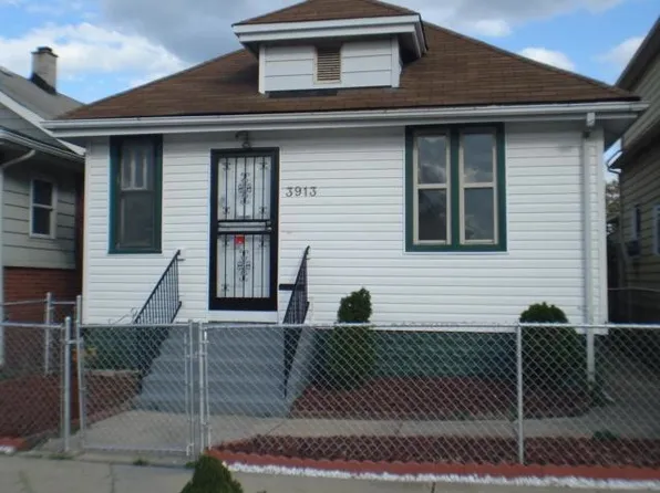 3913 Ivy St, East Chicago, IN 46312