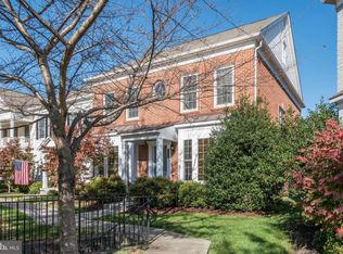 20779 Red Cedar Dr, Leesburg, VA