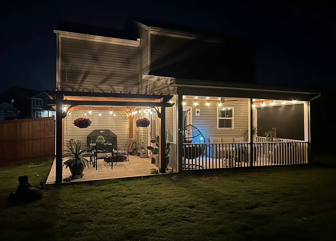 3 bed, 2.5 bath, 1308 sqft, $2,000 — Photo 2