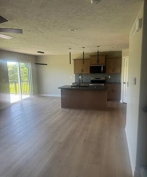 8911 Peregrine Rd — Photo 2