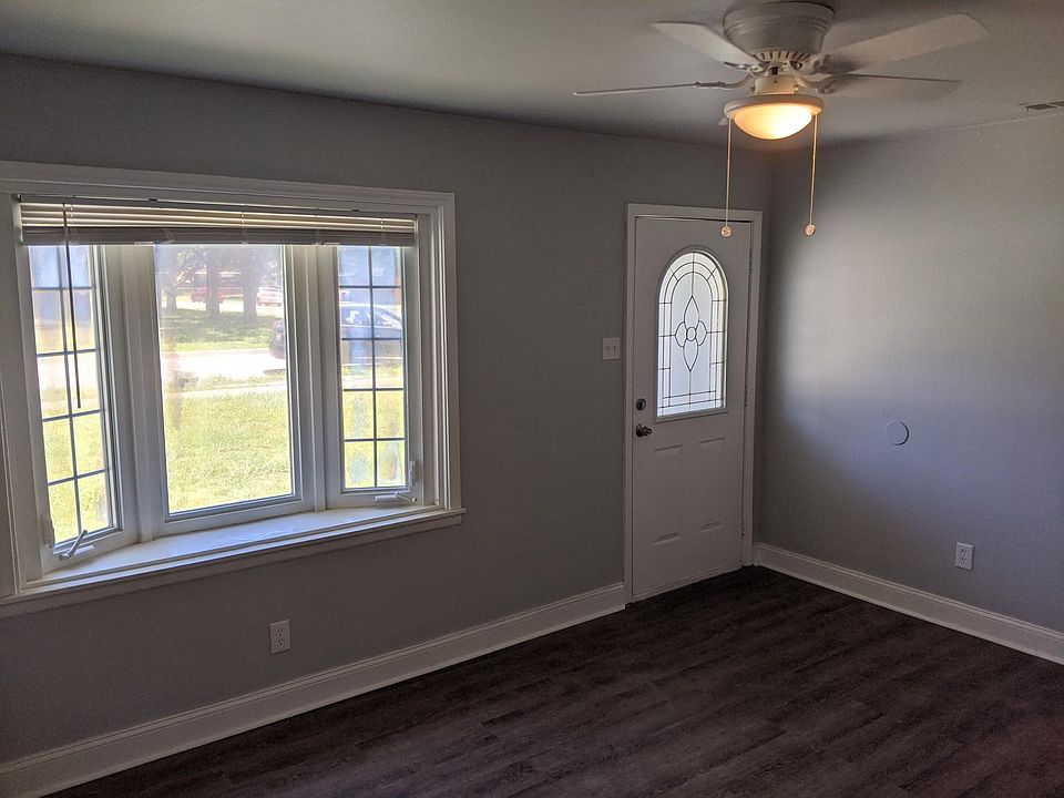 1st image of 713 Camino Dr