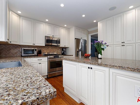 4th image of 7748 Jason Ave