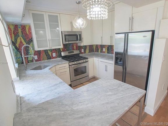 5th image of 5951 SW 46th Ter