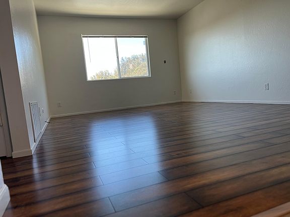 2nd image of 8078 Greenridge Dr