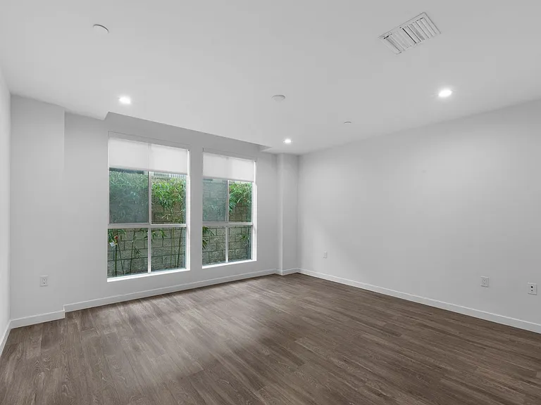 TALA Residences at Sweetzer — Photo 32