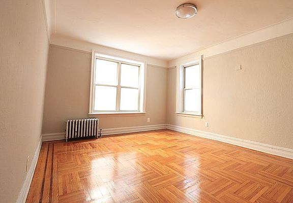 2nd image of 74 Gatling Pl APT 3H