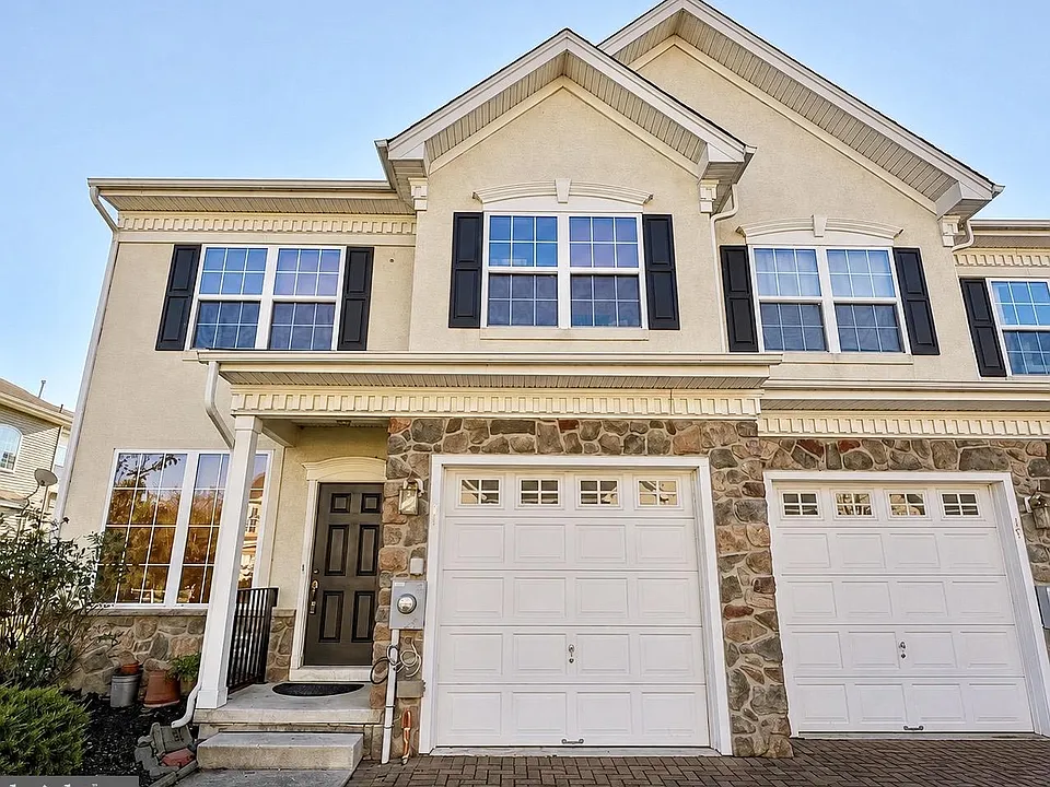21 Kingswood Ct