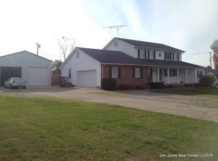 67 Cora Mill Rd, Gallipolis, OH 45631