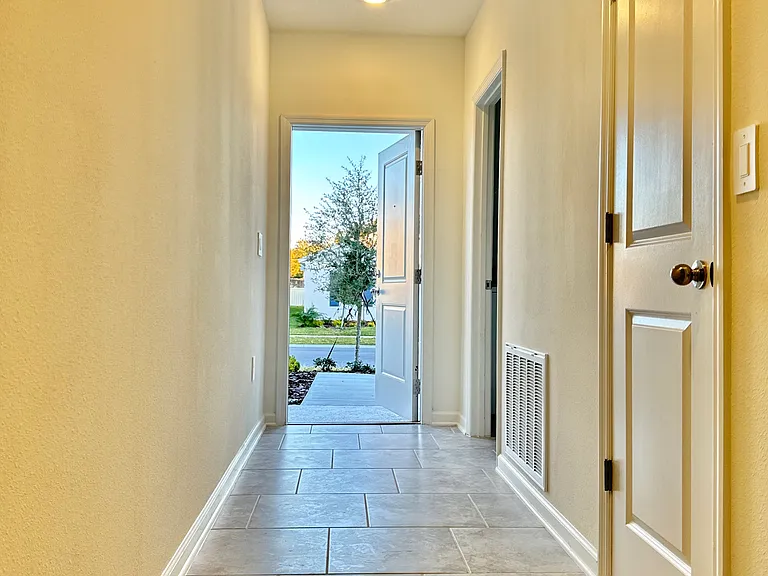 1188 Deepwater Cir — Photo 10