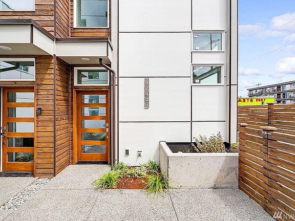 9248 B is located on the South East corner of the project with nice territorial views from the rooftop deck and upper floors.