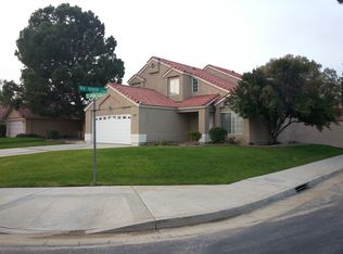 10900 Riconada Pl, Bakersfield, CA 93311