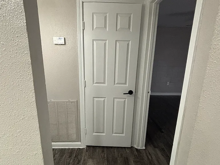 Maderas Apartments — Photo 27