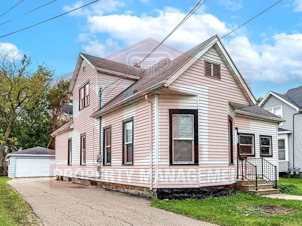 317 Chute St, Menasha, WI 54952