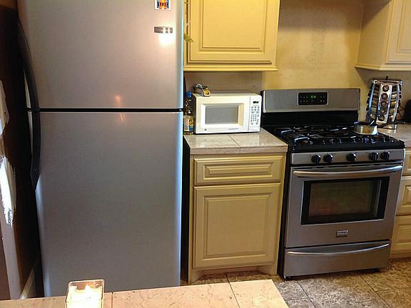 STAINLESS STEEL APPLIANCES