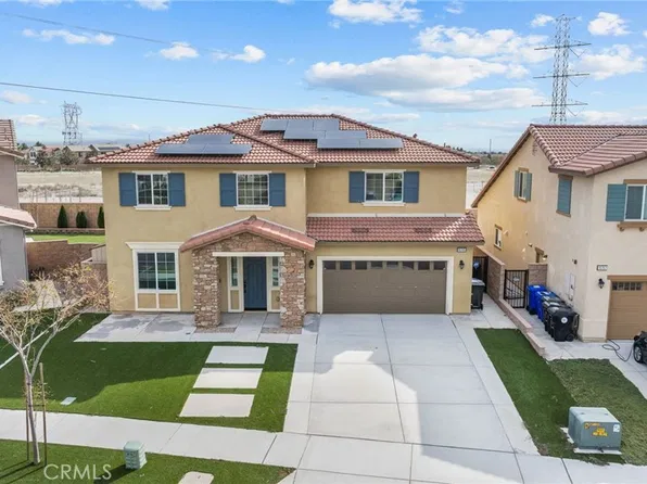 15765 Kings Peak Dr, Fontana, CA 92336