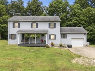 595 California House Rd, Petroleum, WV 26161