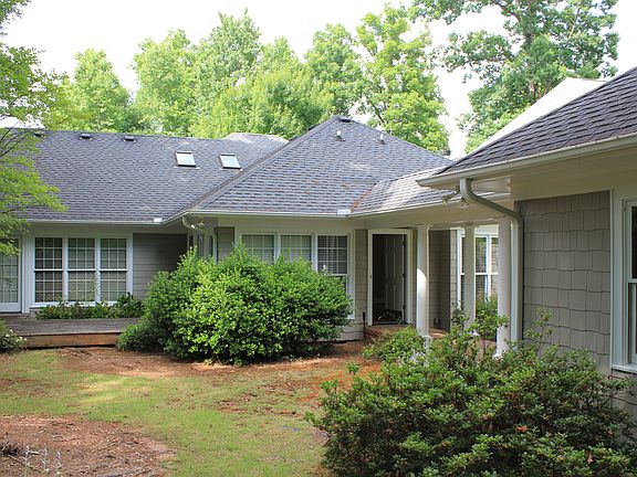 2nd image of 223 Hidden Hills Dr