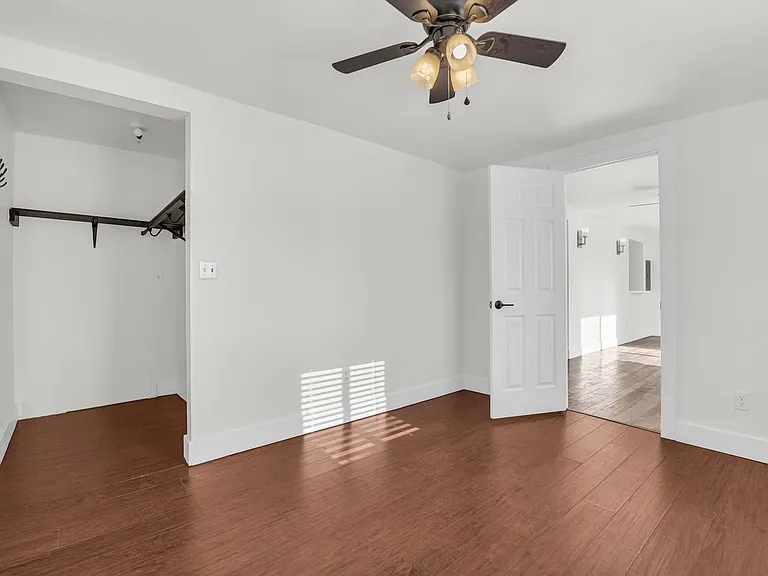 1473 N 200 W — Photo 24
