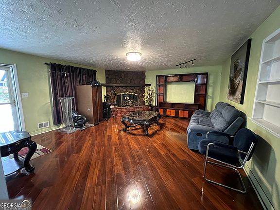 4th image of 119 Wildwood Rd